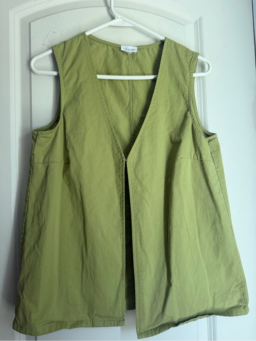 Le Lis Olive Sleeveless Open-Front Vest S cotton cottagecore boho western seacor
